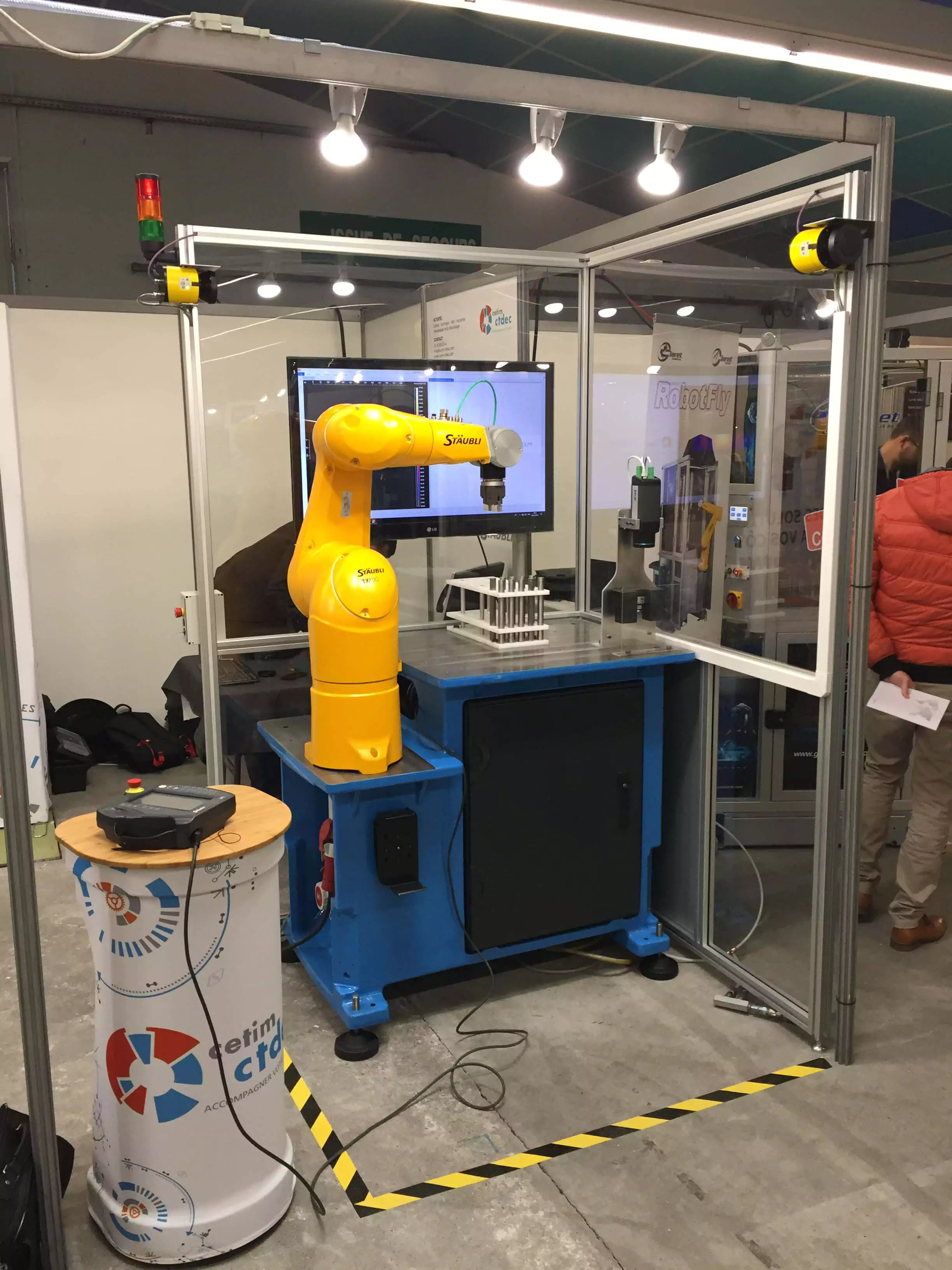 Détection automatique de fissure : Thermoconcept présent aux journées techniques Staübli